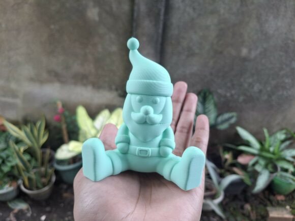Adorable 3D Printable Santa for Festive Cheer